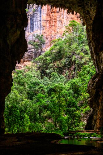 Gruta do Janelão - Parque Nacional Cavernas do Peruaçu - transição dos biomas caatinga e cerrado - Mosaico