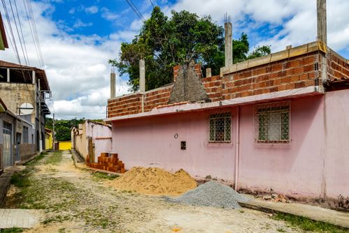 Obra de construção de segundo andar de moradia