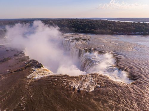 Vista de drone da Garganta do Diabo - Cataratas do Iguaçu - Parque Nacional do Iguaçu