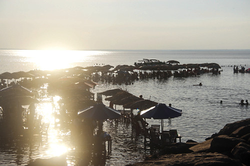 Barracas da Praia Ponta de Pedras no Rio Tapajós - Alter do Chão - 