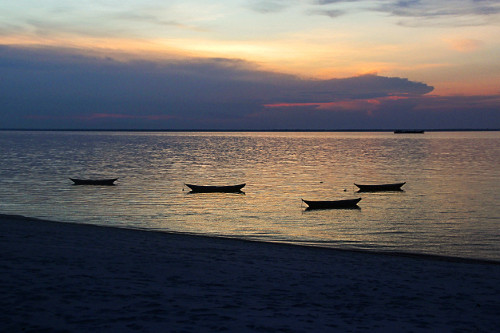 Paisagem ao entardecer na Praia Ponta de Pedras - Rio Tapajós - Alter do Chão - 