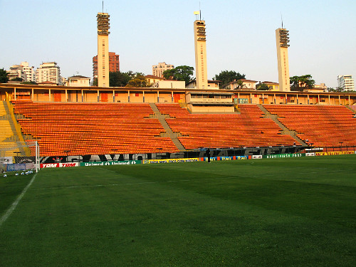 Estádio do Pacaembu vazio durante a tarde - São Paulo