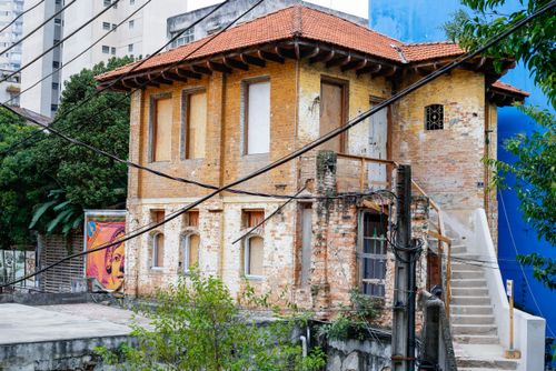 Centro Cultural da Vila Itororó - conjunto arquitetônico de 1922 em processo de restauração 
