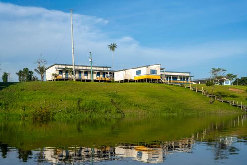 A Escola Municipal Lori no Lago do Mira na área rural da cidade