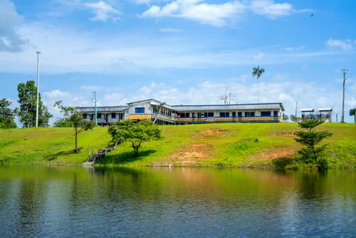 Escola Municipal Lori no Lago do Mira na área rural da cidade
