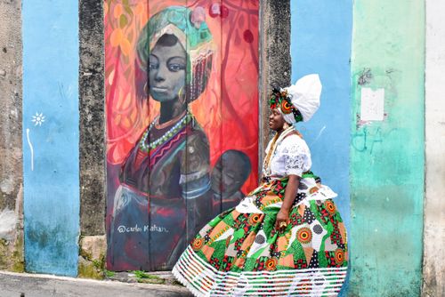Baiana do receptivo no Pelourinho - centro histórico