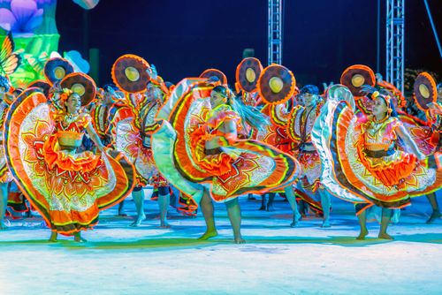 Apresentação do Grupo Sociocultural Boto Tucuxi no Festival dos Sairé ou Çairé 2026 realizada em Alter do