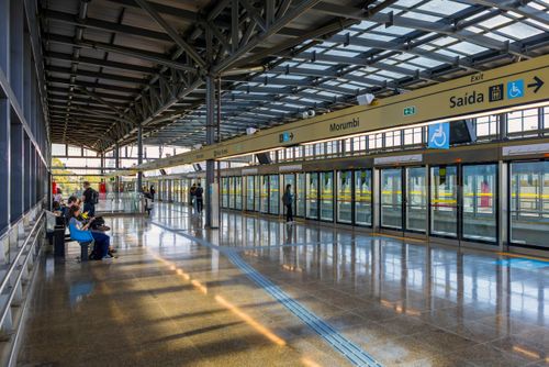Estação Morumbi do monotrilho da Linha 17 Ouro do metrô