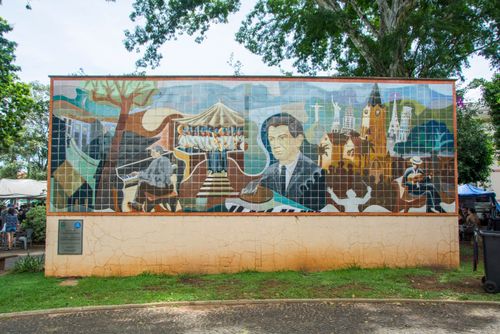 Mural - Tributo à Zequinha de Abreu - obra de Waldomiro de Freitas Sant’Anna - na Praça Zequinha de Abreu
