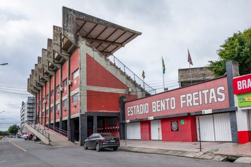 Fachada do Estádio Bento Freitas - casa oficial do Grêmio Esportivo Brasi- conhecido como a Baixada - centro
