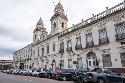 Hospital Santa Casa de Misericórdia de Pelotas - praça Piratinino de Almeida - centro da cidade
