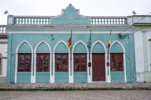 Fachada da Câmara Municipal no centro histórico - fronteira com Rio Branco no Uruguai