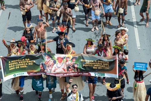 Povo Gavião no ato pela demarcação e contra o Marco Temporal no 21º ATL Acampamento Terra Livre - mobiliza
