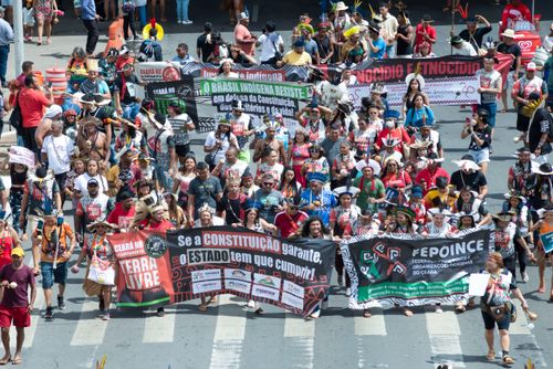Ato pela demarcação e contra mineração em terras indígenas no 21º ATL Acampamento Terra Livre - mobiliza