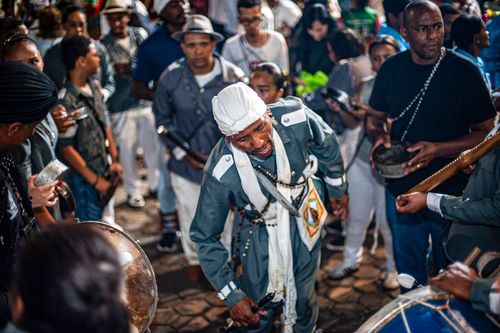 Reinado de Nossa Senhora do Rosário - grupo Moçambique Mandamento - festa de elevação das bandeiras de N. 