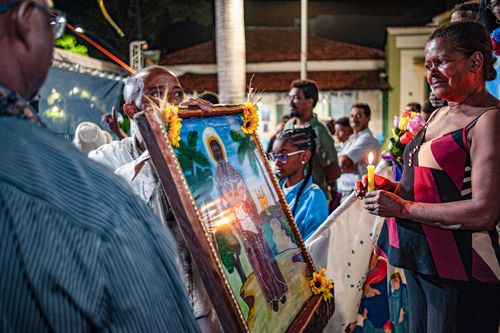 Reinado de Nossa Senhora do Rosário - festa de elevação das bandeiras de Nossa Senhora do Rosário , N. Sra
