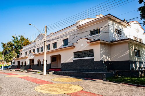 Clube Elefante Branco - praça Duque de Caxias