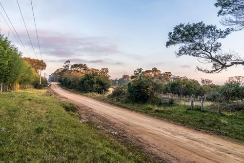 Estrada de terra na zona rural