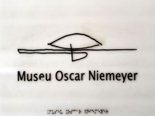 Logomarca do MON Museu Oscar Niemeyer - projeto de Oscar Niemeyer - USO SOMENTE MEDIANTE CONSULTA A FUNDAÇÃO