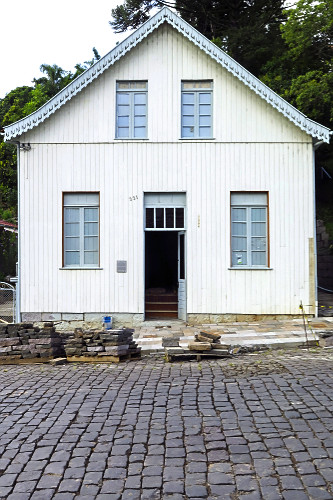 Casa com arquitetura típica italiana - 