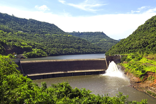 Barragem da Usina Hidrelétrica Castro Alves - Rio Antas - 