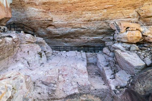 Área de escavação do sítio arqueológico Sítio do Meio - Parque Nacional da Serra da Capivara