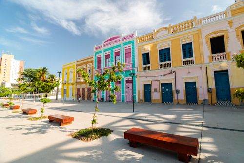 Casarões restaurados próximos ao Centro Dragão do Mar de Arte e Cultura