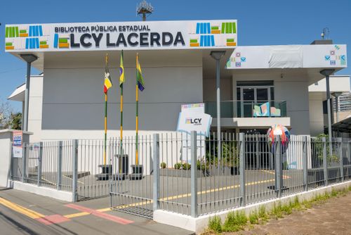 Biblioteca Pública Estadual Elcy Lacerda