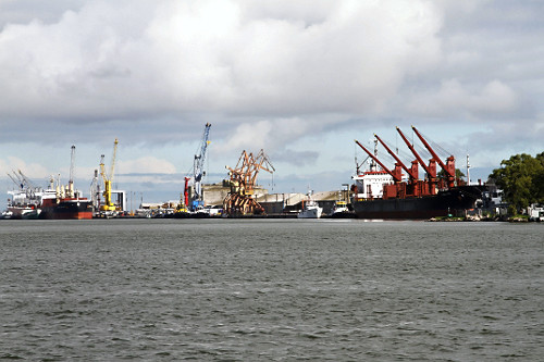 07GG756