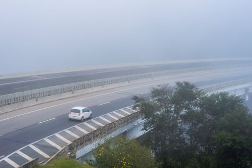08EG689