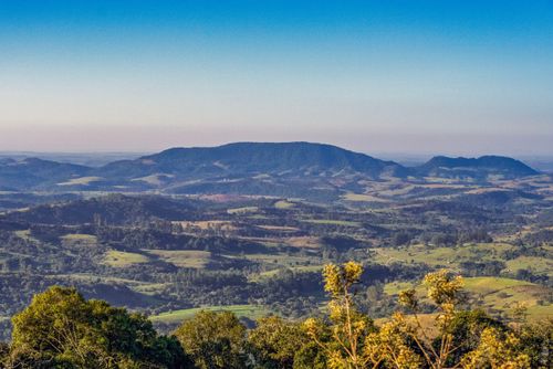 Vista de cima do Gigante Adormedido - APA Área de Proteção Ambiental Cuesta Guarani 