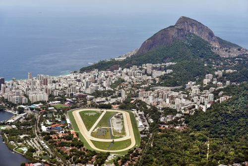 Vista do Jockey Club com bairros da Lagoa Gávea Leblon e Jardim Botânico - Morro Dois Irmãos