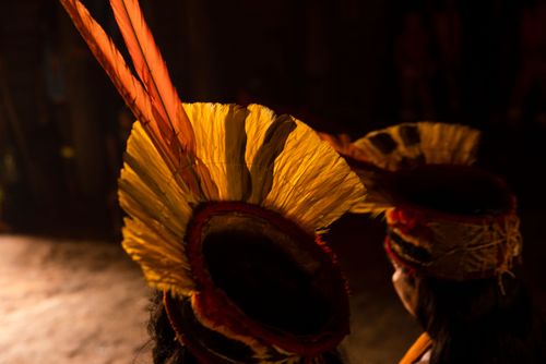 Mulheres indígenas da etnia Kalapalo durante Ritual Feminino Yamurikumã na aldeia Aiha - Parque Indígena do