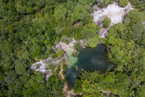 Vista de drone da Lagoa Cristalina