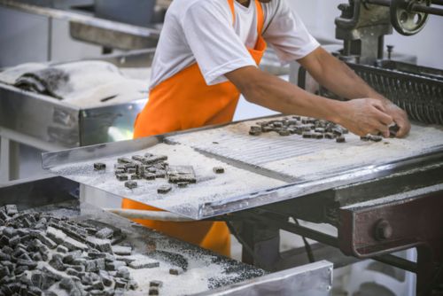 Fabricação de balas de banana