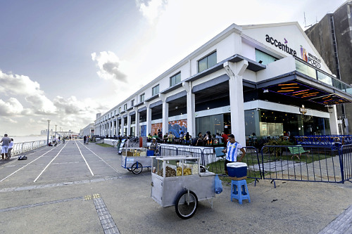 Pipoqueiros no marco zero - Recife antigo