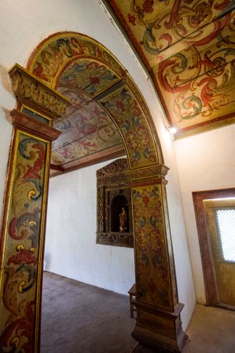 Casa Grande e Capela Santo Antônio no Sítio Santo Antônio - construído em 1681 pelo sertanista Fernão Pae