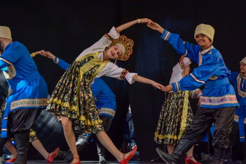 Apresentação de dança do grupo folclórico russo Volga durante a 29ª Festa do Imigrante no Museu-Memorial