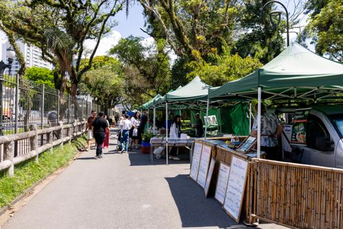 Feira Orgânica Diurna no Passeio Público aos sábados - centro da cidade