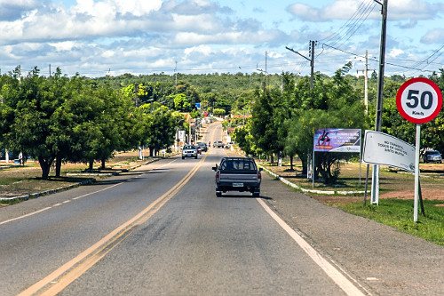 17LW676