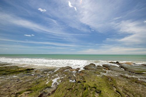 Lugar conhecido como Suspiro da Baleia na Praia de Tourinhos - Polo Costa das Dunas 