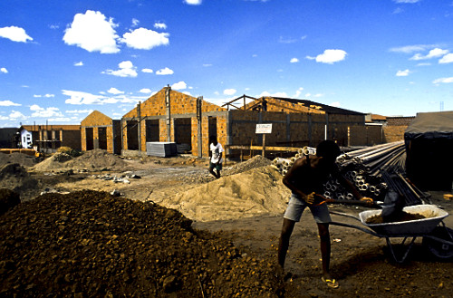 Construção civil no antigo município de Miracema do Norte