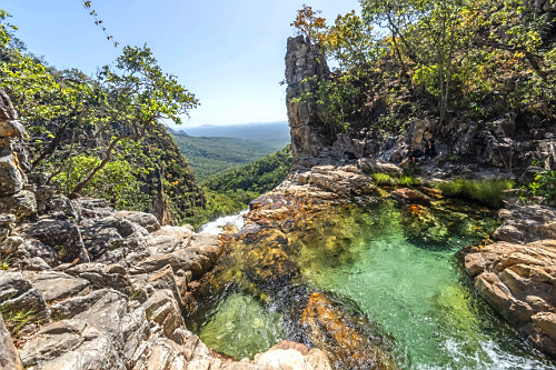 Córrego Águas Lindas - Serra das Traíras - paredão norte da