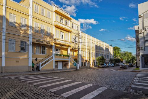 Colégio Estadual Presidente Castelo Branco conhecido como Castelinho - centro da cidade