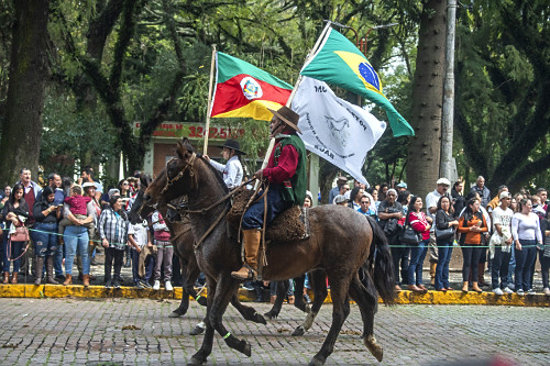22DIB635