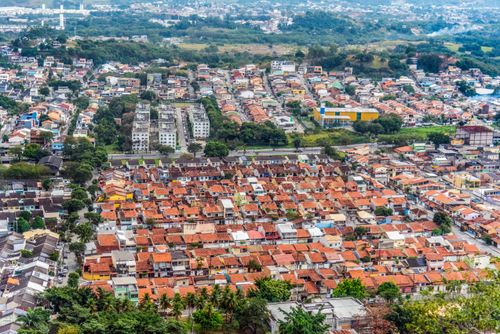 Vista de cima de moradias do bairro Campo Grande - Estrada da Posse ao centro