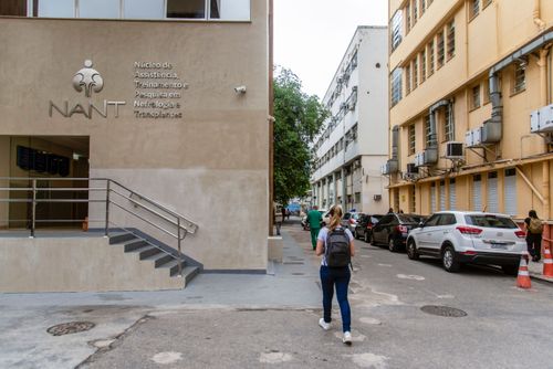 23LW739