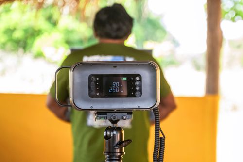Equipamento usado em atendimento médico - Aldeia Ipatsé - etnia Kuikuro - Parque Indígena do Xingu
