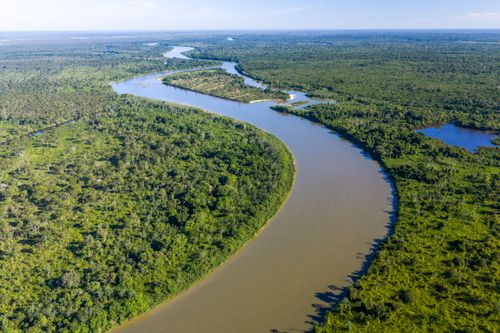 Vista de drone do Rio Culuene ou Kuluene - Parque Indígena do Xingu