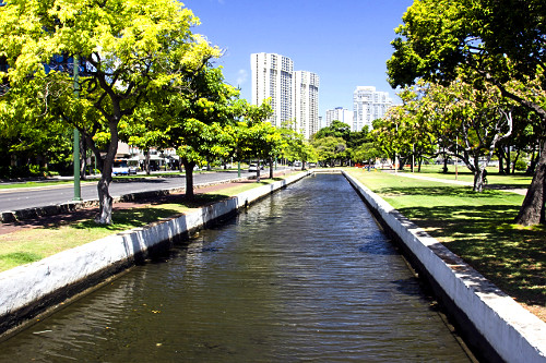 Canal da praia Ala Moana - ilha de Oahu - Havaí